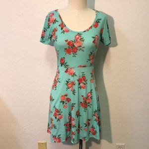 Summer Joe Boxer Floral Dress Size Small